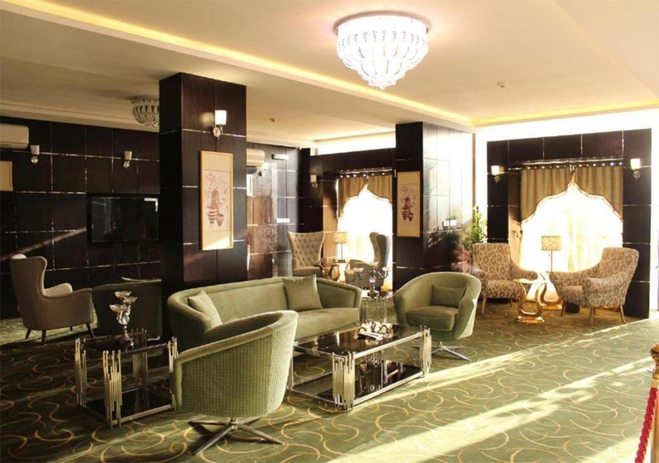 هذا منزلى الحمراء Riyad Extérieur photo