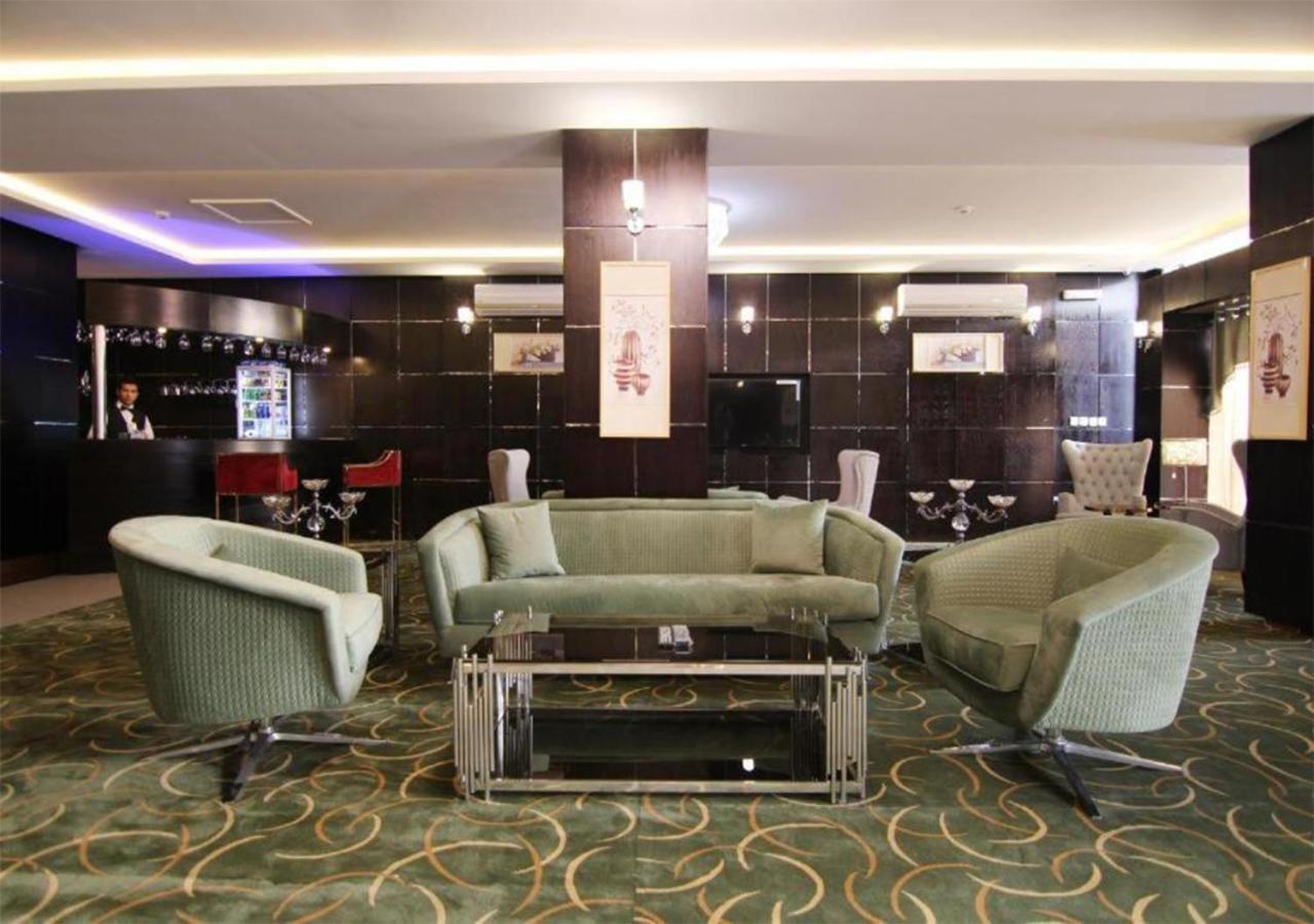 هذا منزلى الحمراء Riyad Extérieur photo