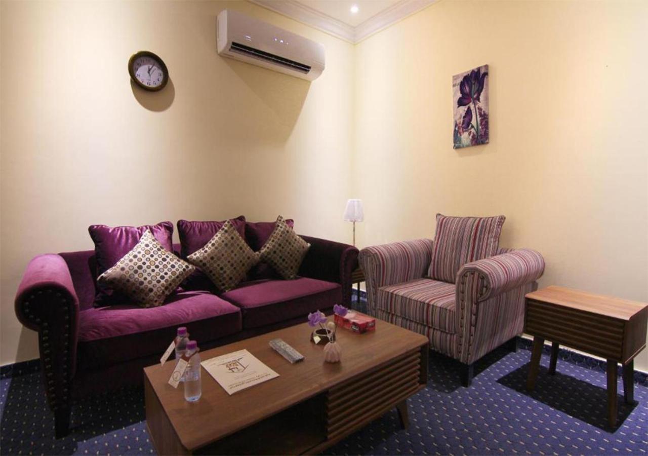 هذا منزلى الحمراء Riyad Extérieur photo