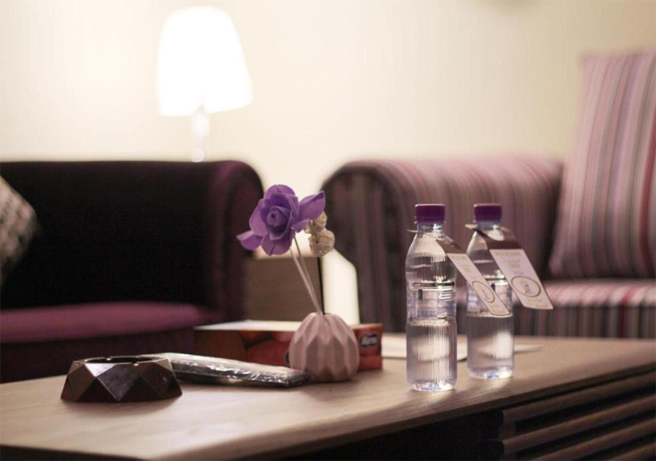 هذا منزلى الحمراء Riyad Extérieur photo