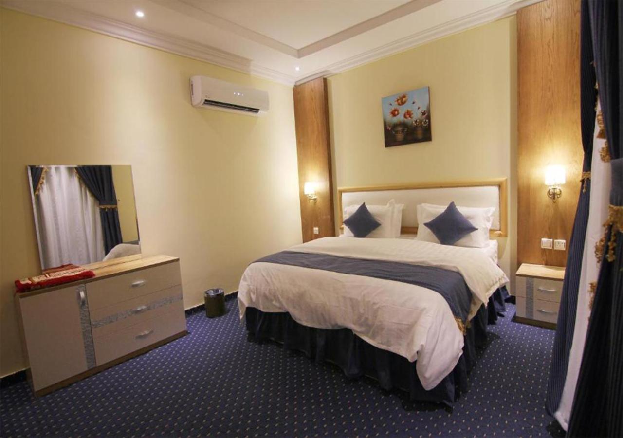 هذا منزلى الحمراء Riyad Extérieur photo