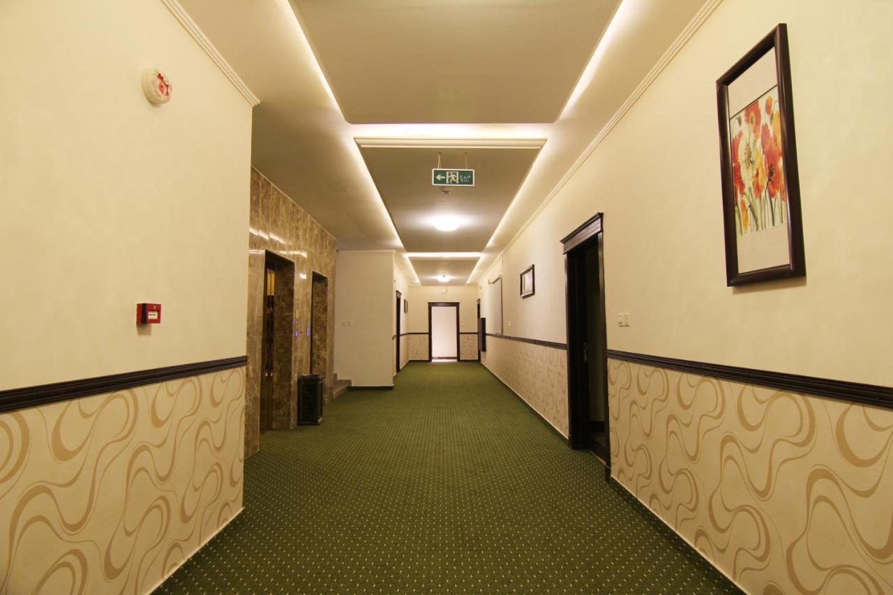 هذا منزلى الحمراء Riyad Extérieur photo