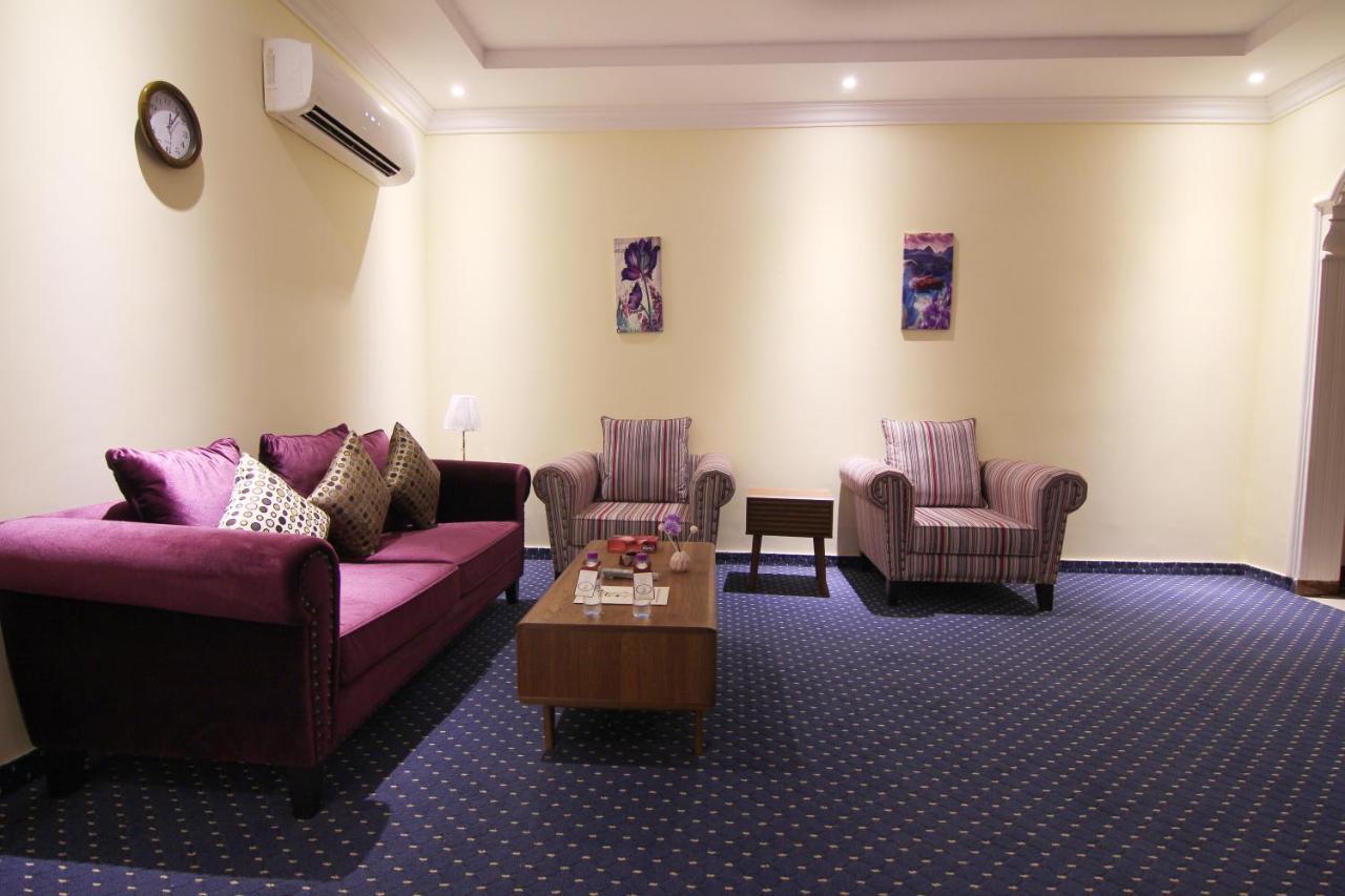 هذا منزلى الحمراء Riyad Extérieur photo