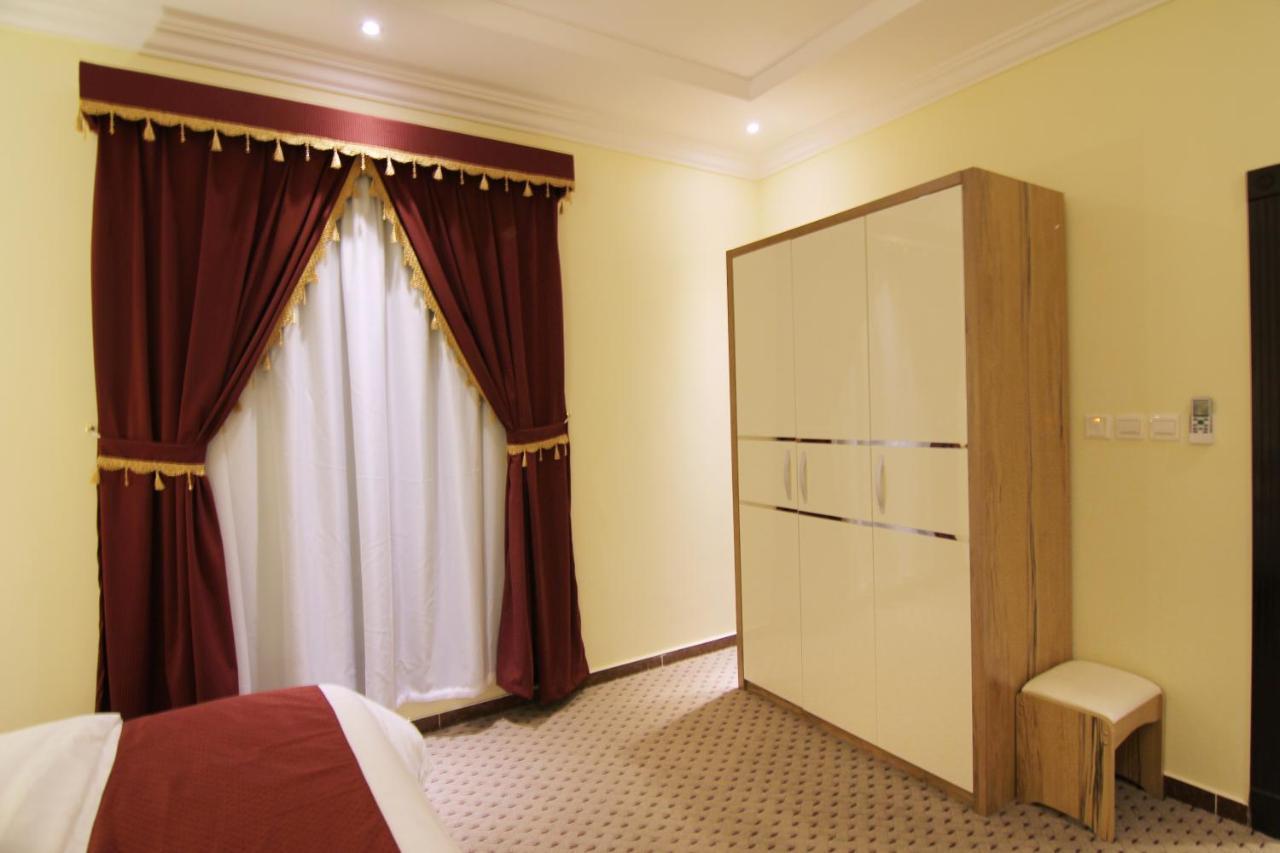هذا منزلى الحمراء Riyad Extérieur photo