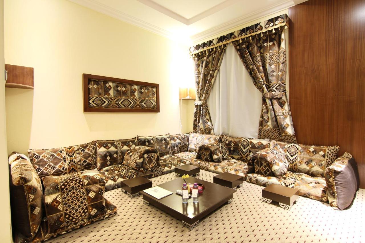 هذا منزلى الحمراء Riyad Extérieur photo