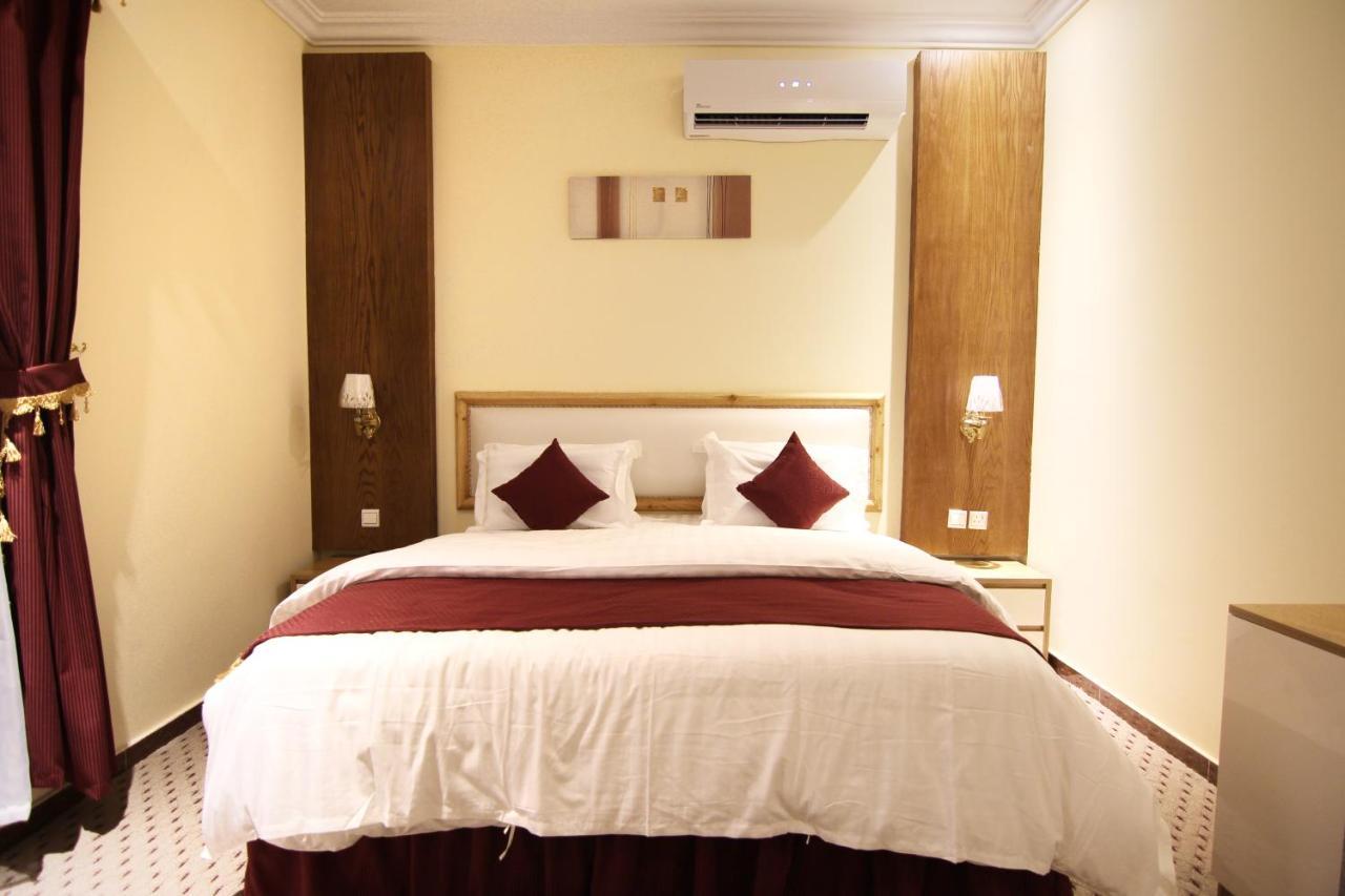 هذا منزلى الحمراء Riyad Extérieur photo