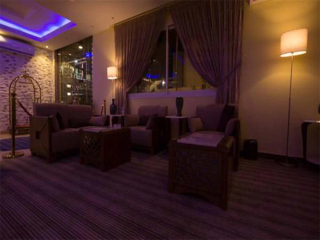 هذا منزلى الحمراء Riyad Extérieur photo