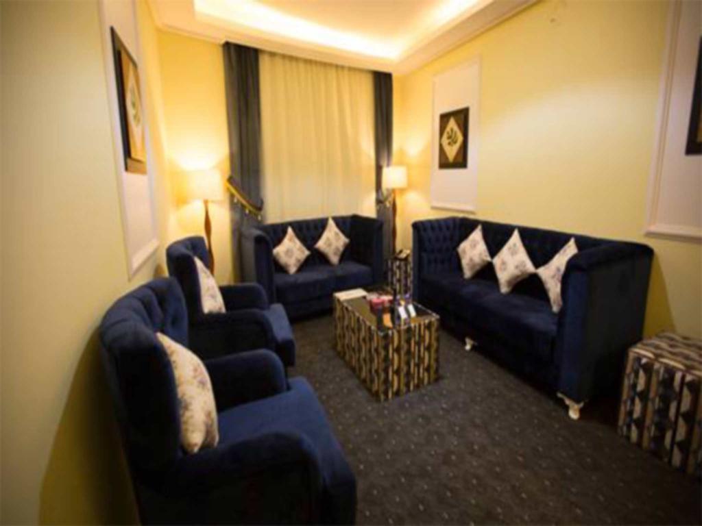 هذا منزلى الحمراء Riyad Extérieur photo
